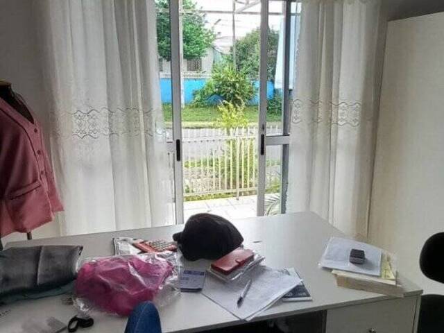 Casa para Venda em Campina Grande do Sul - 5