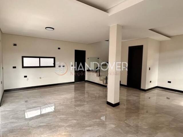 Sobrado para Venda em Campina Grande do Sul - 4